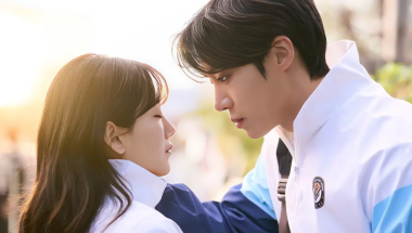 Romantic Sparks Fly: Cho Yi Hyun and Choo Young Woo Nearly Kiss in “Head Over Heels”