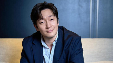 Son Suk Ku to Take Long Hiatus After Back-to-Back Hits “It’s Time for Something New”