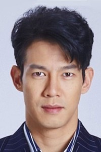 Nut Devahastin Na Ayutthaya