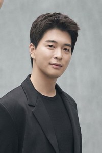 Lee Sang